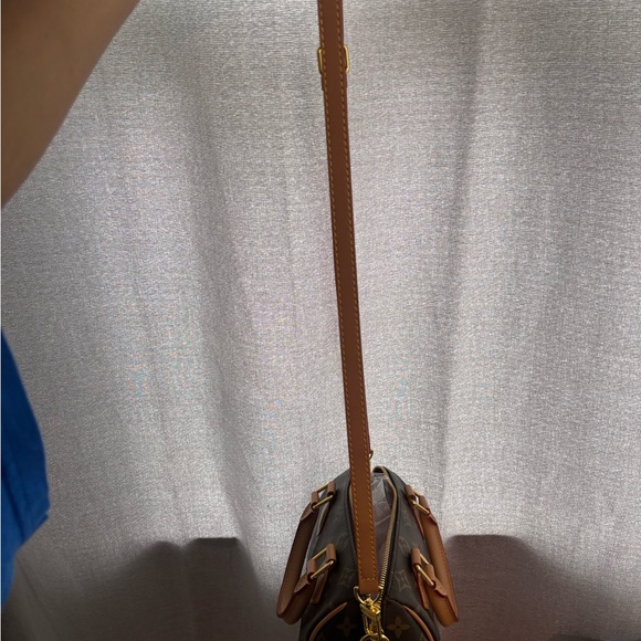 Purse - Picture 3 of 3